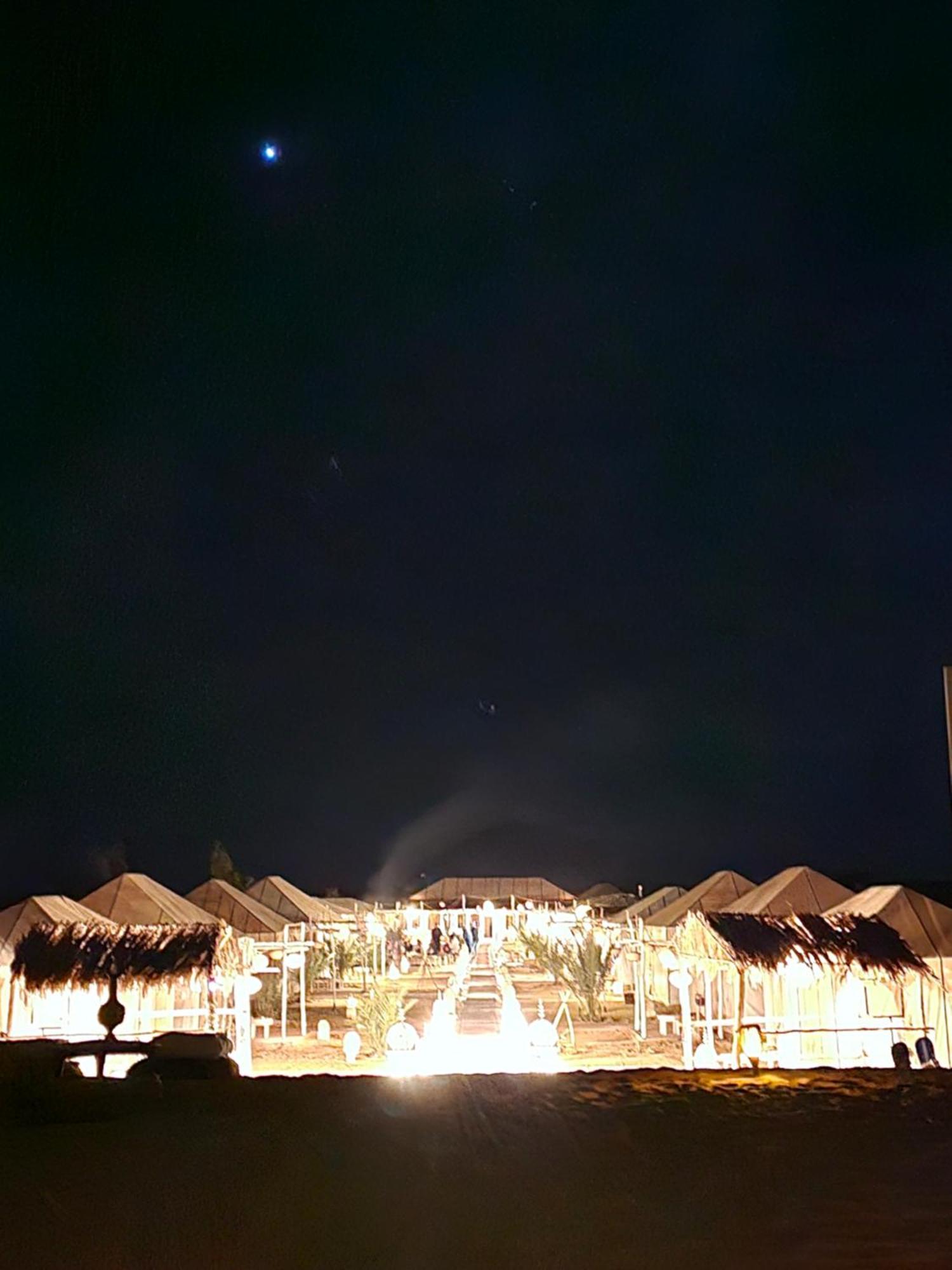 梅尔祖卡 Sahara Luxury Camp酒店 外观 照片